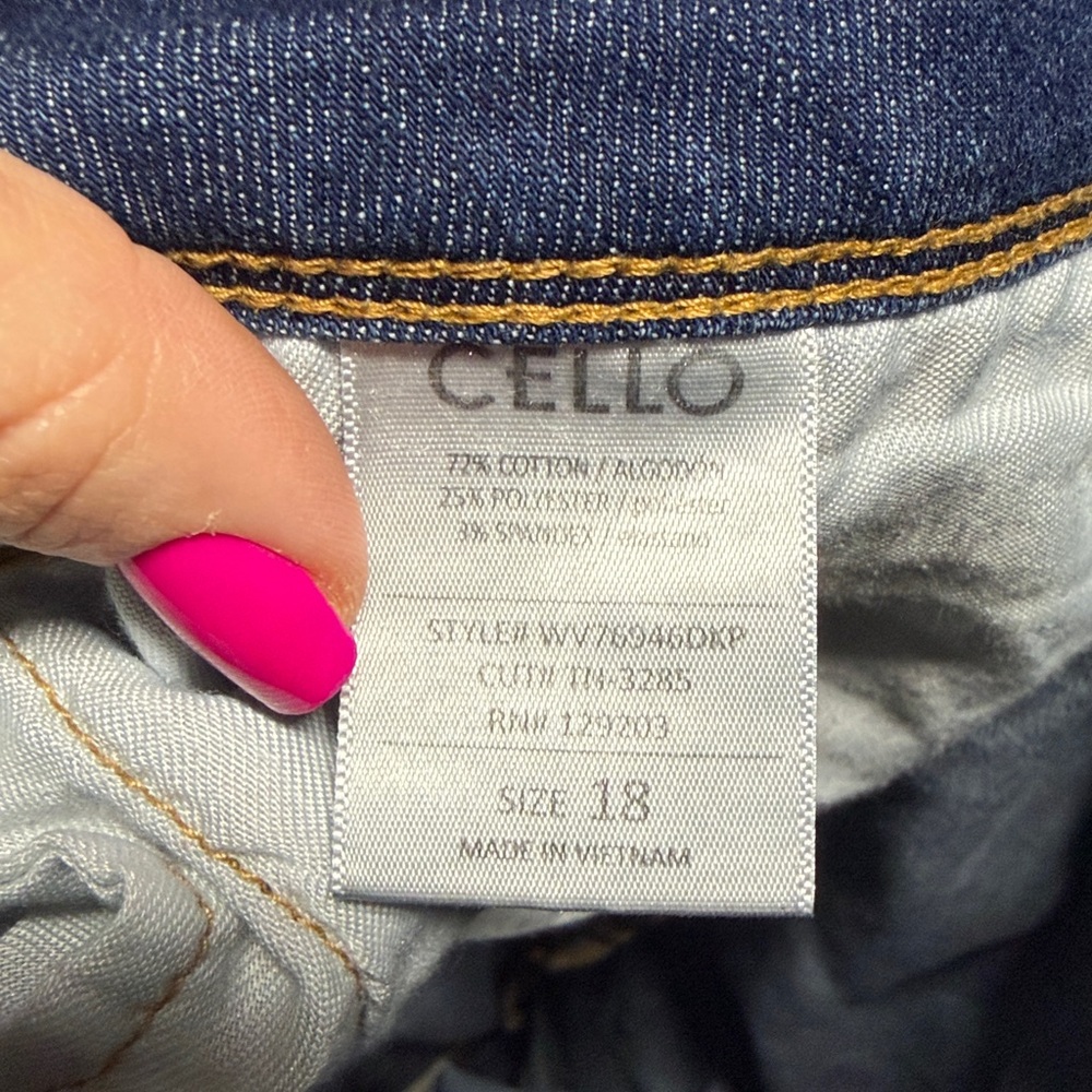 Ms. Cello jeans - Picture 6 of 6